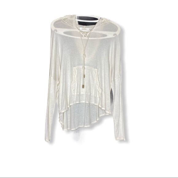 Kaitlyn‎ Pullover Hoody - Picture 8 of 8